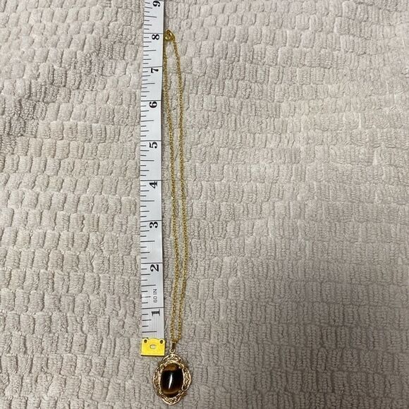 Vintage Gold Tigers Eye Pendant Necklace - Picture 5 of 7